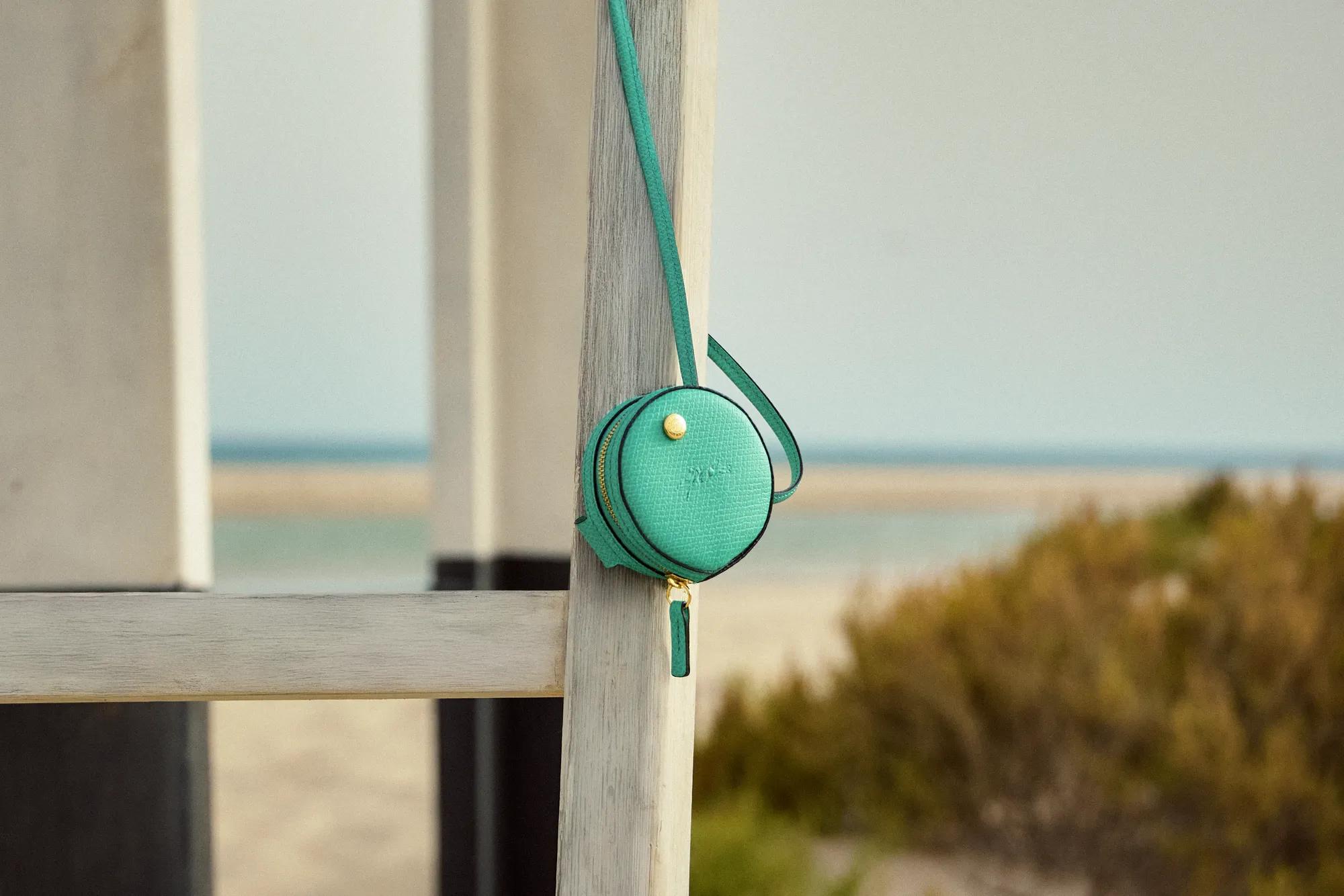 LONGCHAMP_STEFFL_SS26_STILL LIFE_CAMPAIGN_CATCH THE PARISIAN WAVE_46