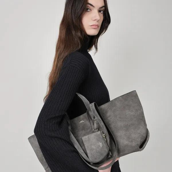 Design ohne Titel - A.P:C:_STEFFL_A.P.C._26FW_FALL_LOOK_WOMEN_10